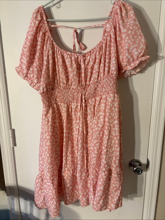 SHEIN Dresses & Skirts - SHEIN Pink Floral Puff-Sleeve Midi Dress